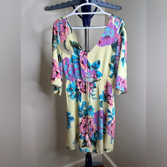 MAAJI FLORAL SUMMER-BEACH DRESS - Picture 1 of 8